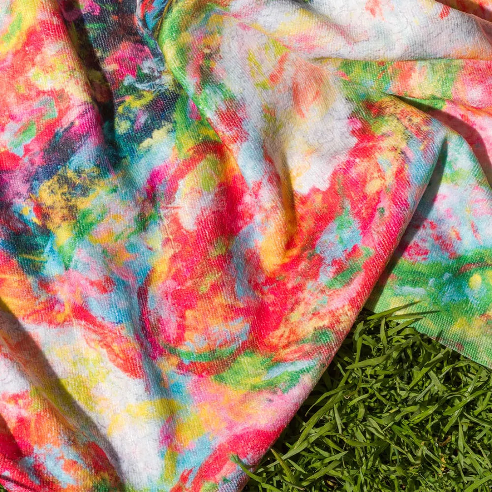 Beach Towel - AYAKO ROKKAKU 六角彩子